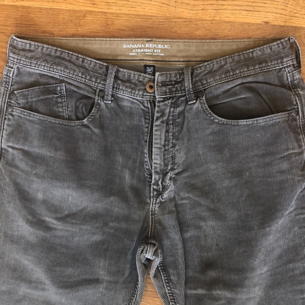 Banana Republic grey corduroy pants - 32/30